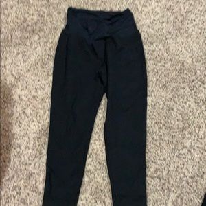 Gap maternity size large black pant